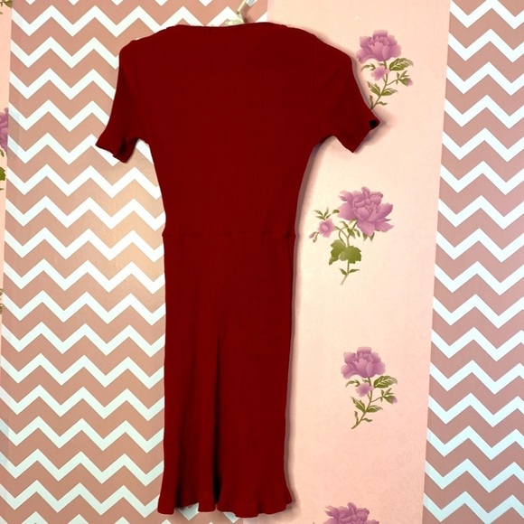 🌷 Realizing Dreams 🌷 Wine Red Ribbed Stretchy Dress - Picture 5 of 7